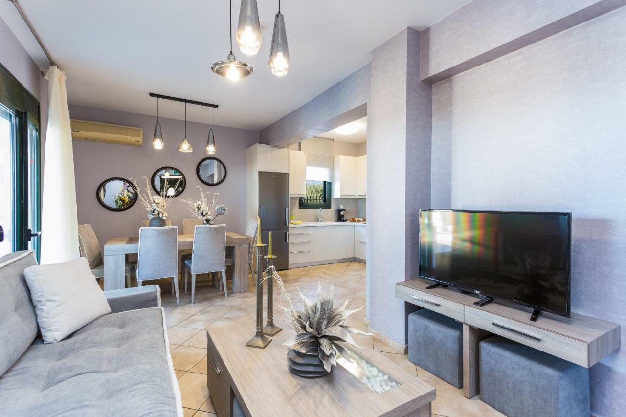 Evangelos Villas, Lavish Touch, By Thinkvilla Angeliana  Ngoại thất bức ảnh