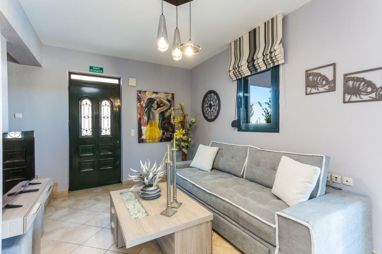 Evangelos Villas, Lavish Touch, By Thinkvilla Angeliana  Ngoại thất bức ảnh