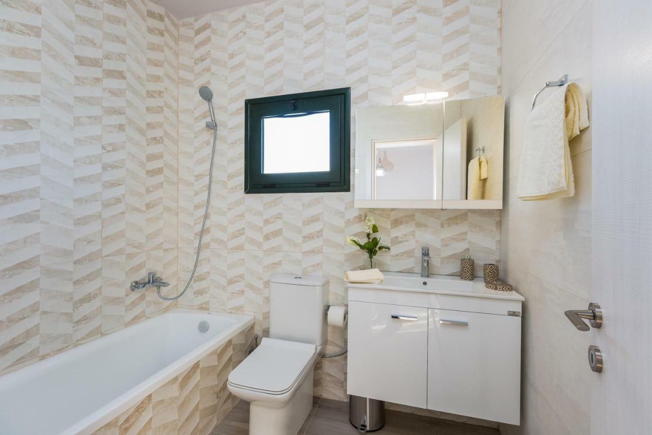 Evangelos Villas, Lavish Touch, By Thinkvilla Angeliana  Ngoại thất bức ảnh
