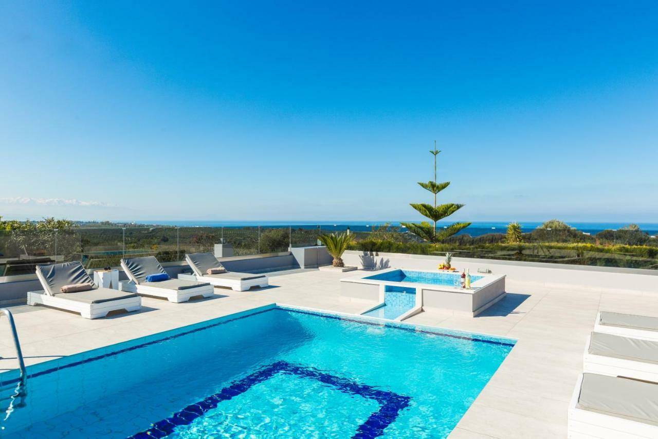 Evangelos Villas, Lavish Touch, By Thinkvilla Angeliana  Ngoại thất bức ảnh